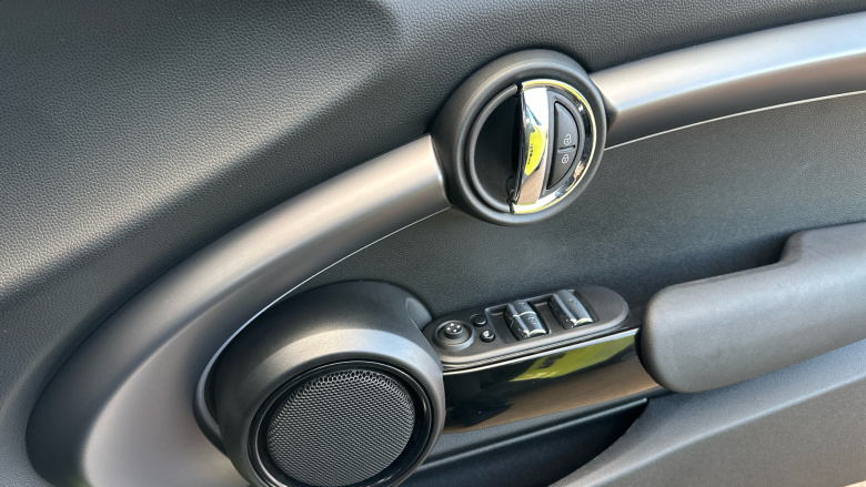 MINI Convertible 2.0 Cooper S Exclusive 2dr Auto Petrol Convertible